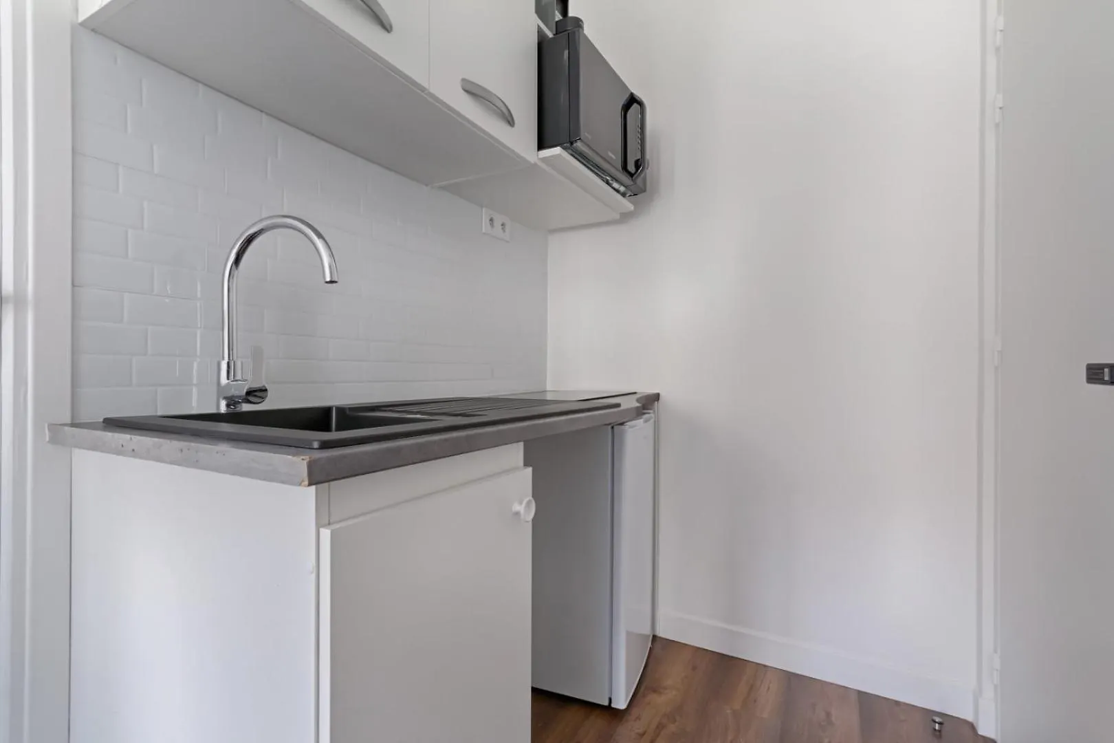Tbs 313 - Elegant Studio Near Marais District Paris 0*,  France